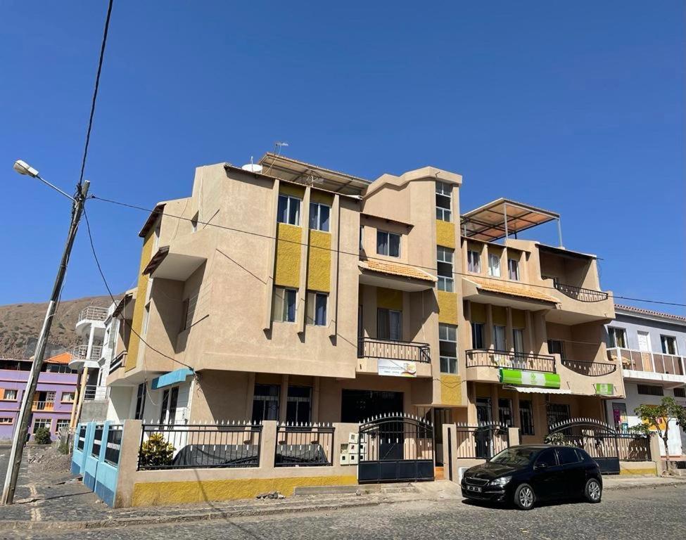 Apartamento T2-Dunas Centro Tarrafal  Buitenkant foto